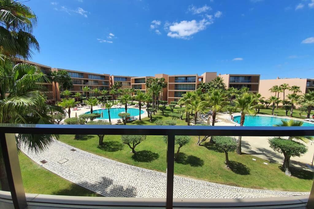 Ambassador Salgados Beach Suites Albufeira Buitenkant foto